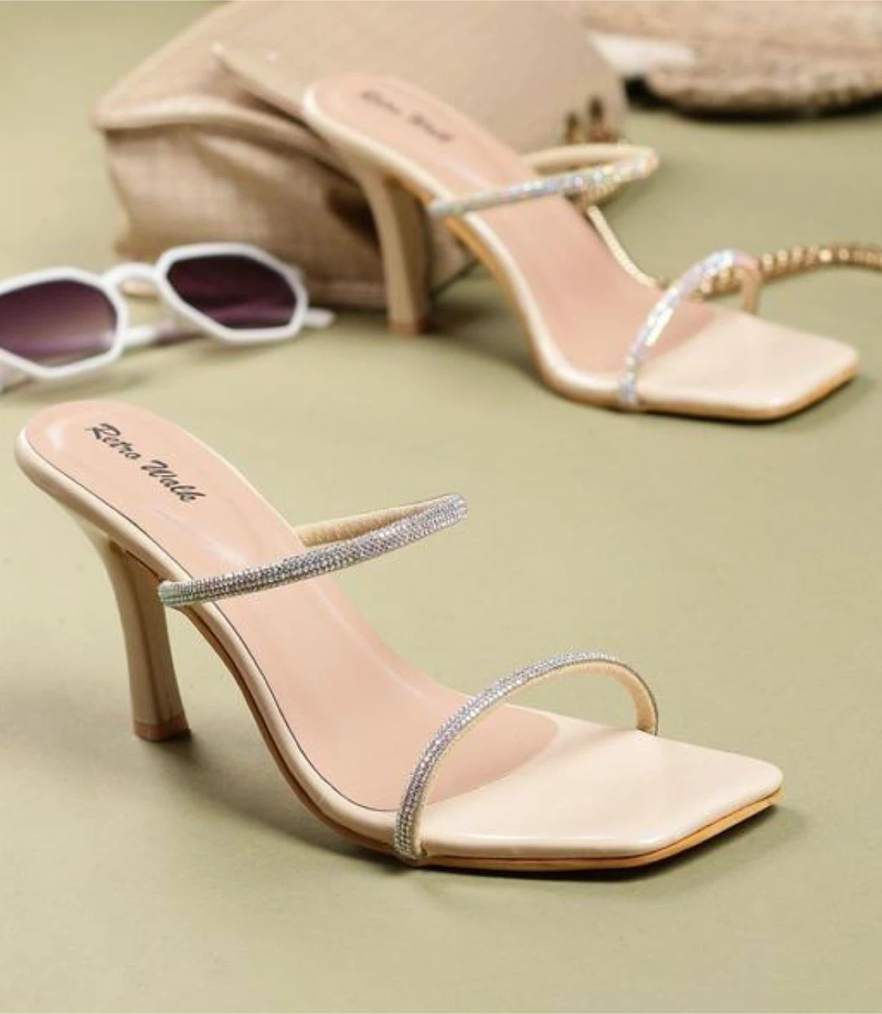 Women’s footwear