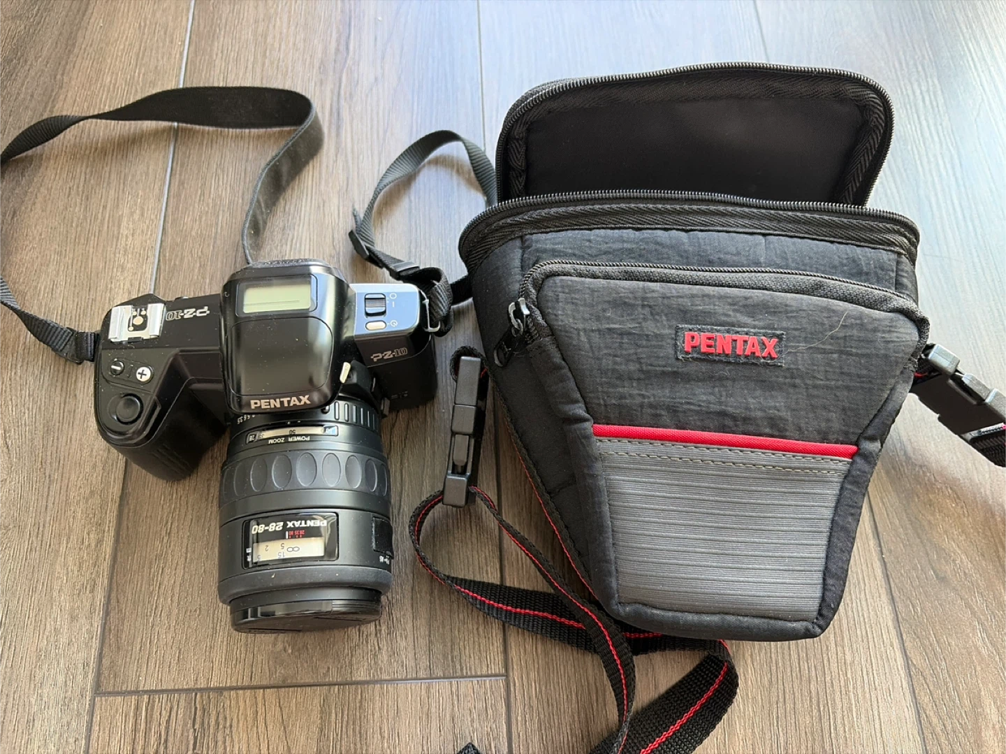 Pentax PZ-10 35mm SLR Camera with Pentax 28-80mm Power Zoom Lens