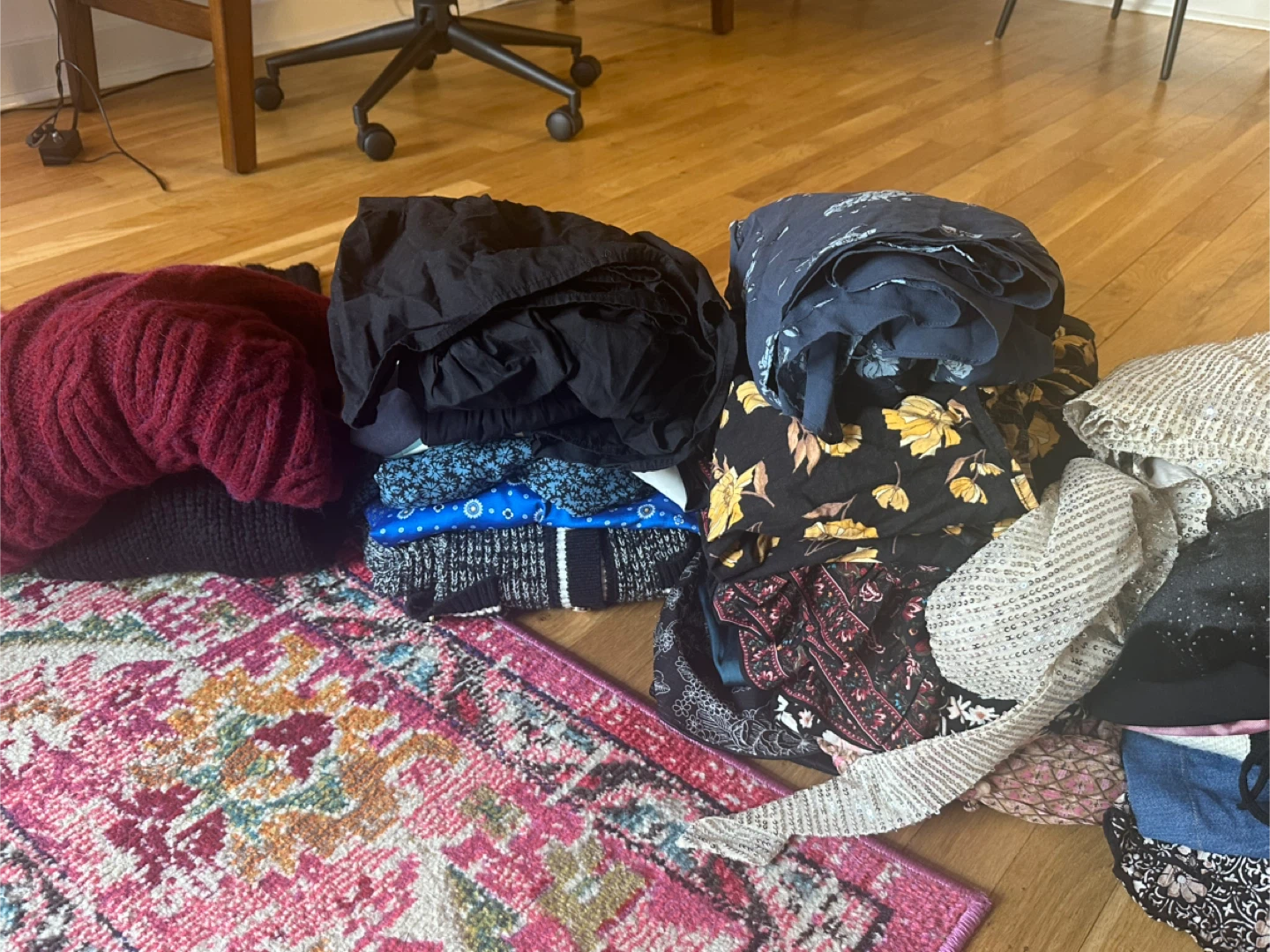 Free Women's Clothing Bundle - Size XS / S - photo 2