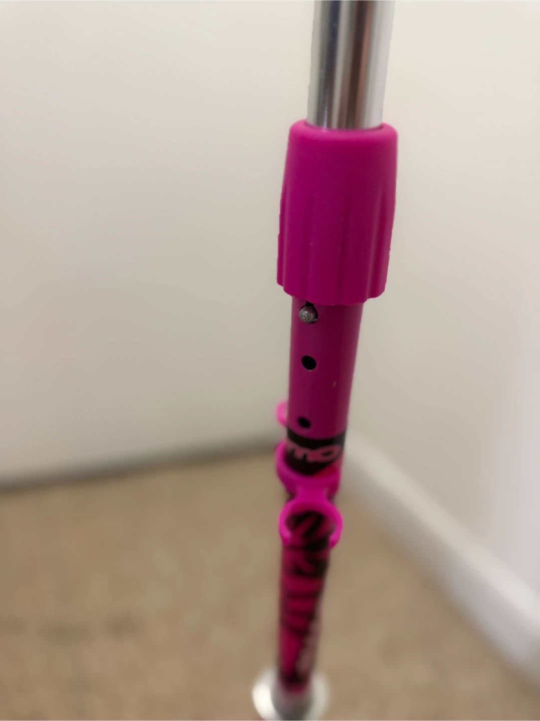Kixo Pink Kick Scooter - photo 2