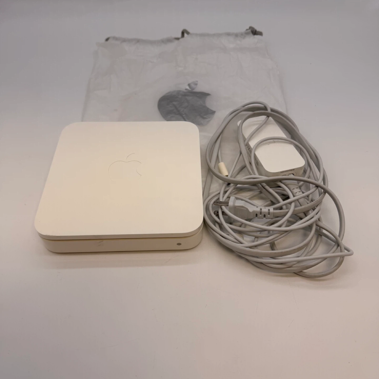 Apple AirPort Extreme Base Station A1143 Wi-Fi Router
