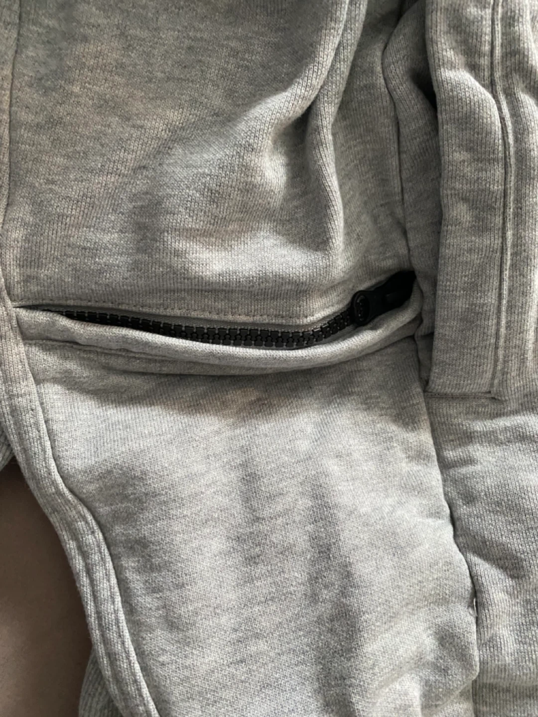 Gymshark trackpants - photo 3