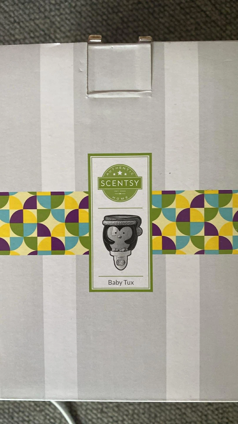 Scentsy Baby Tux Plug-In Fragrance Warmer