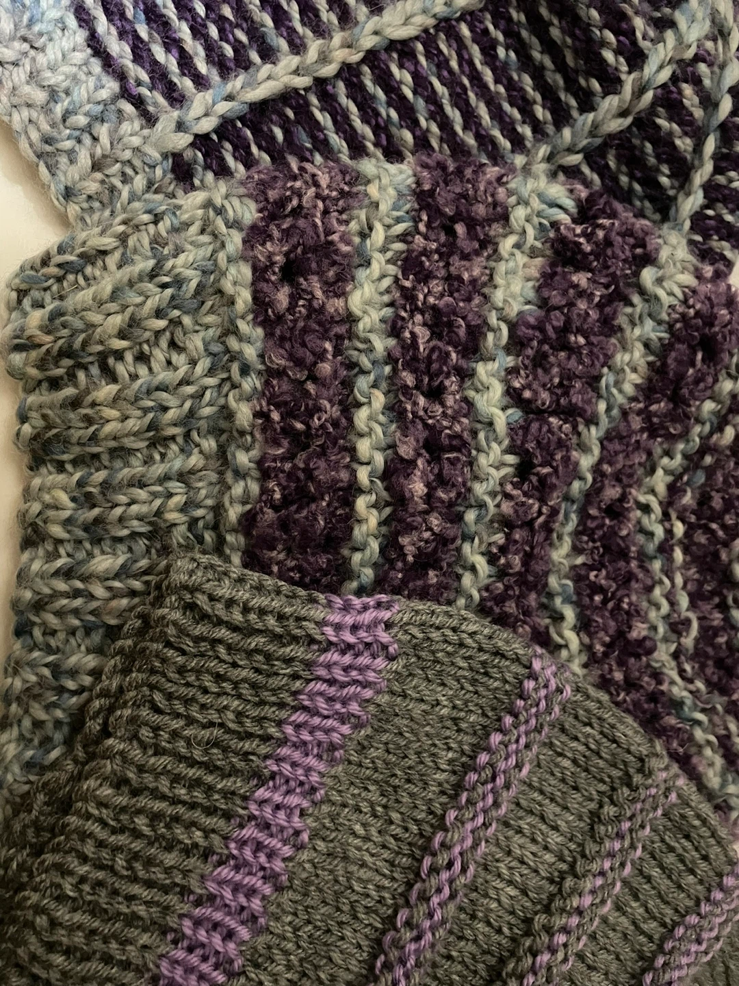 THREE OVERSIZED HANDKNIT BEANIES - photo 2