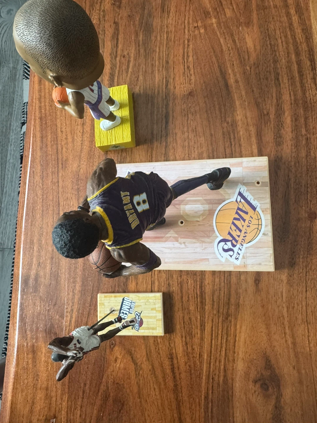 NBA players collectible figurines- Kobe, lbj, vince carter - photo 2