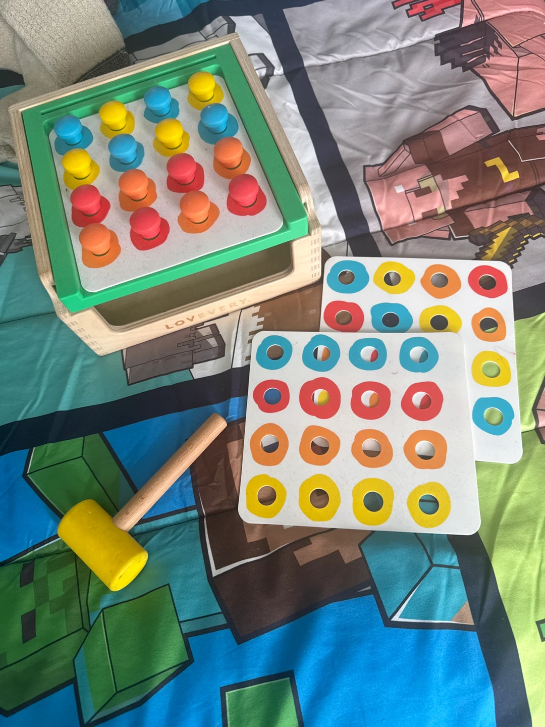 LOVEVERY Wooden Toy Pounding Board with Balls - photo 2
