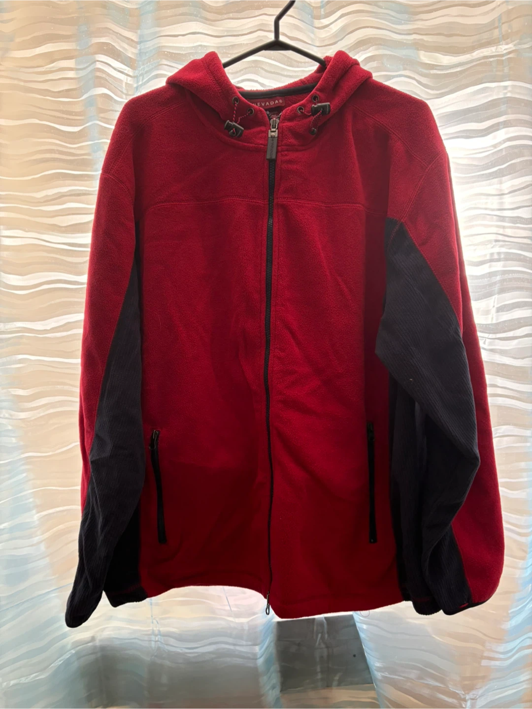Red Fleece Hoodie - L/G - photo 2