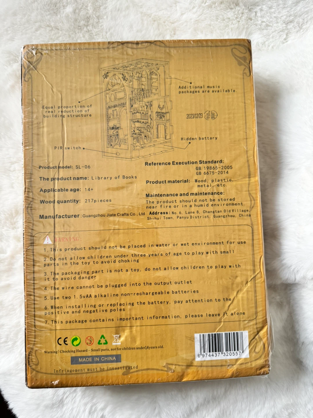 Library of Books Book Nook Diorama Kit. New!! - photo 3