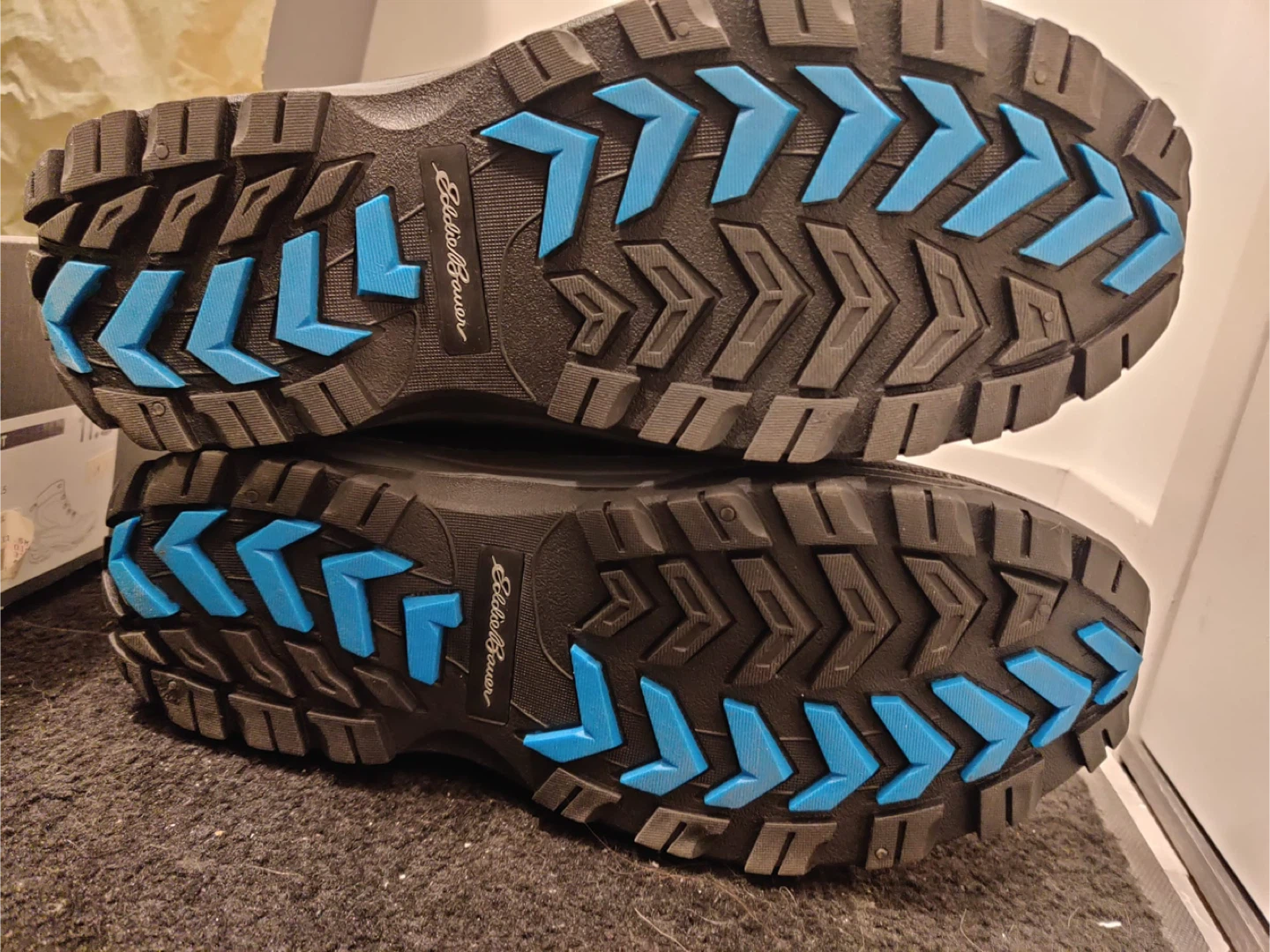 New Eddie Bauer Waterproof Winter Boots - photo 4