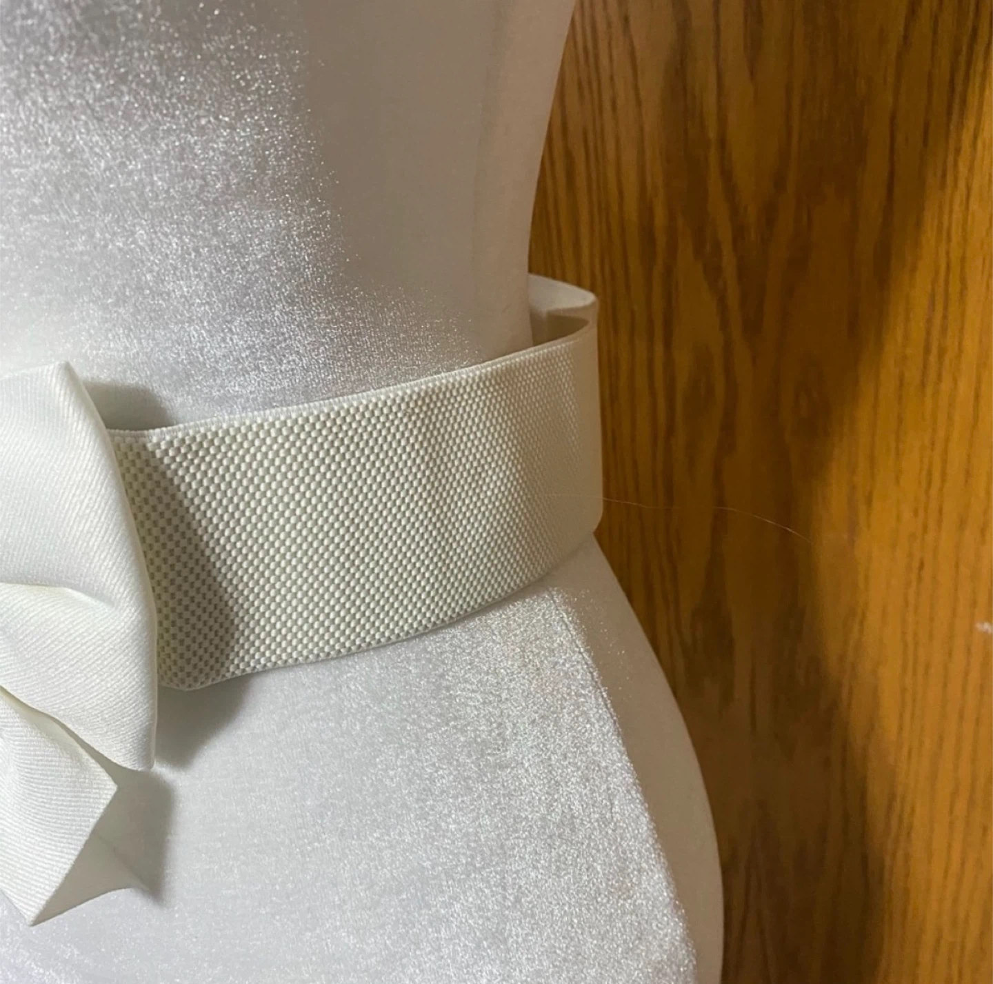 Plus Size Bow Belt in white - photo 4