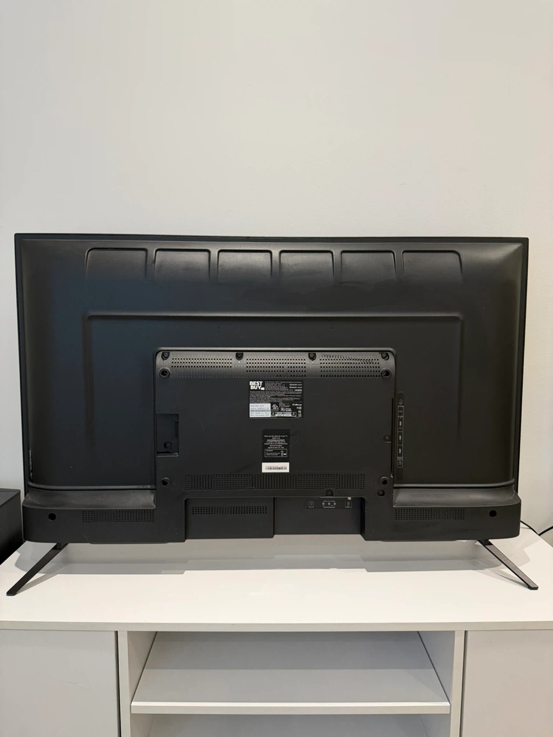 Toshiba 43" 4K Smart Fire TV - photo 2