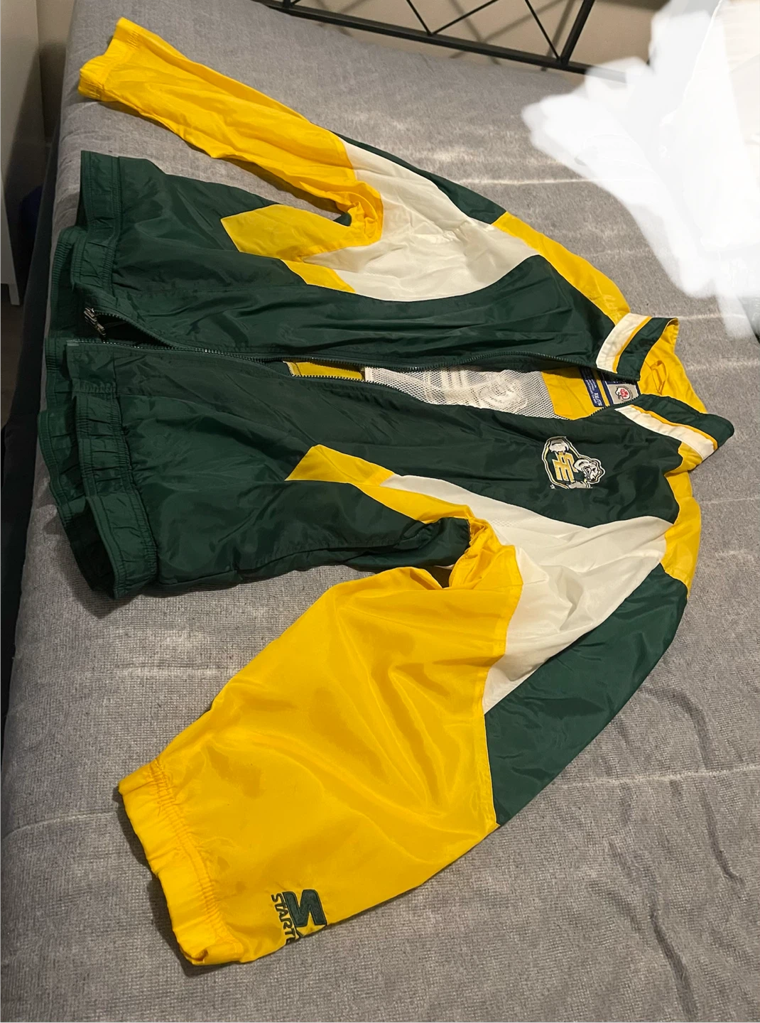 Starter Windbreaker CFL Eskimos Jacket XXL