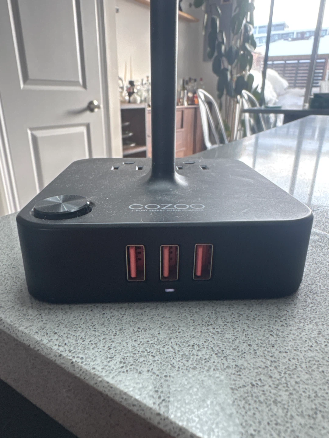 Cozzo Smart Lamp with 3-Port USB Charger - photo 4