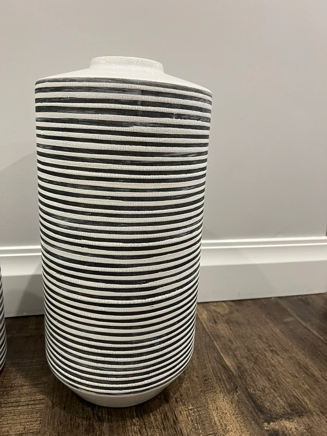 Two striped ceramic vases - photo 3
