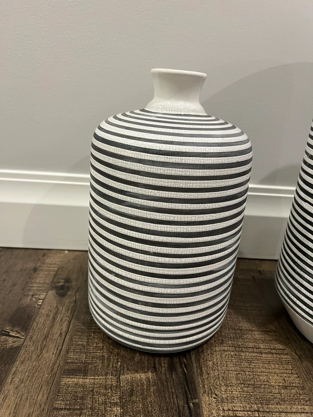 Two striped ceramic vases - photo 2