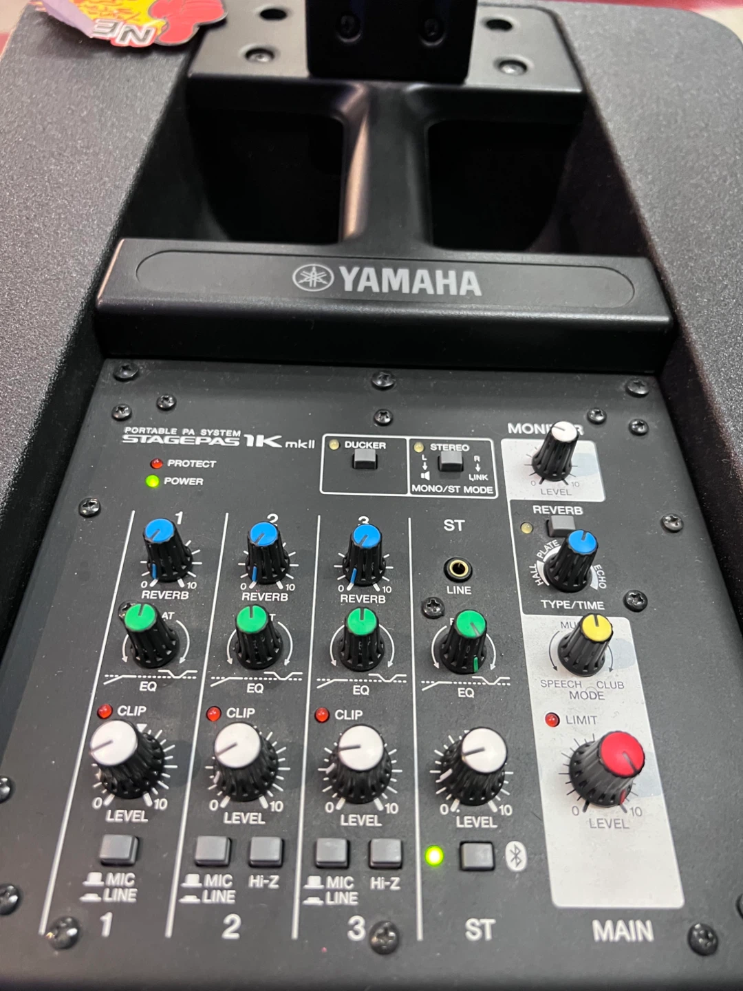Yamaha Stagepas 1K mkII Portable PA System - photo 3