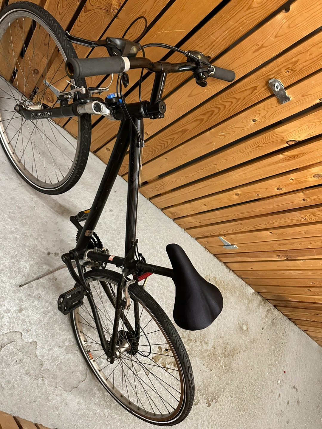 Black Hybrid Bike - photo 3