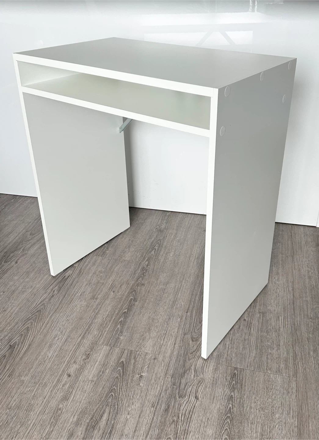 White Console Table with Shelf - photo 5