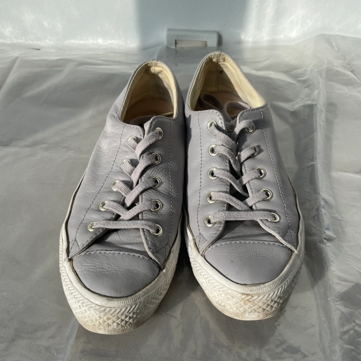 Converse Gemma Grey Leather Sneakers Pumps Shoes - Size 7-7.5 - photo 4