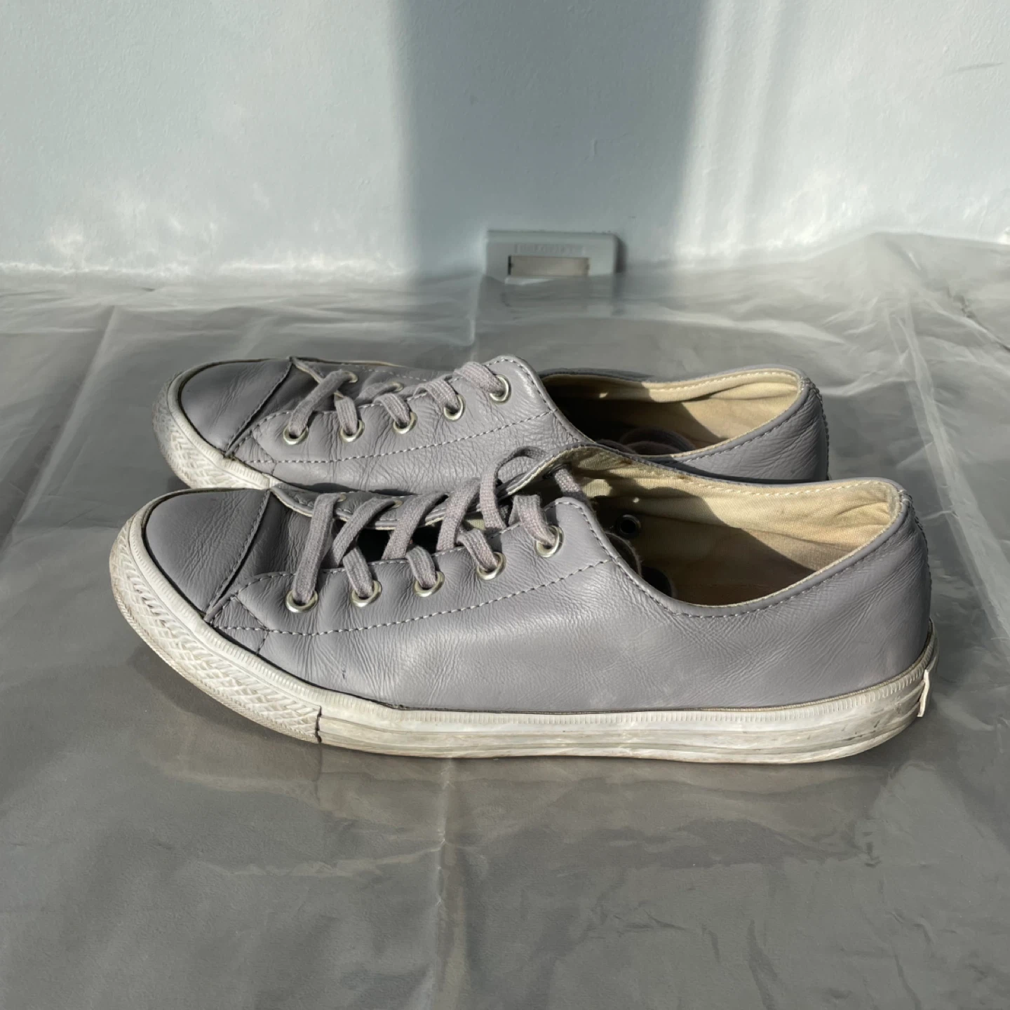 Converse Gemma Grey Leather Sneakers Pumps Shoes - Size 7-7.5 - photo 2