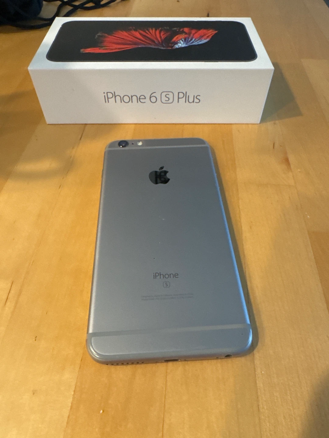 Apple iPhone 6S Plus - Silver - photo 2