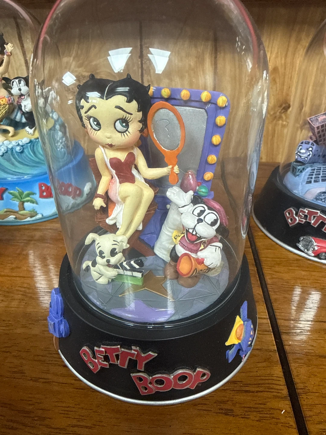 Betty Boop Figurine Dome