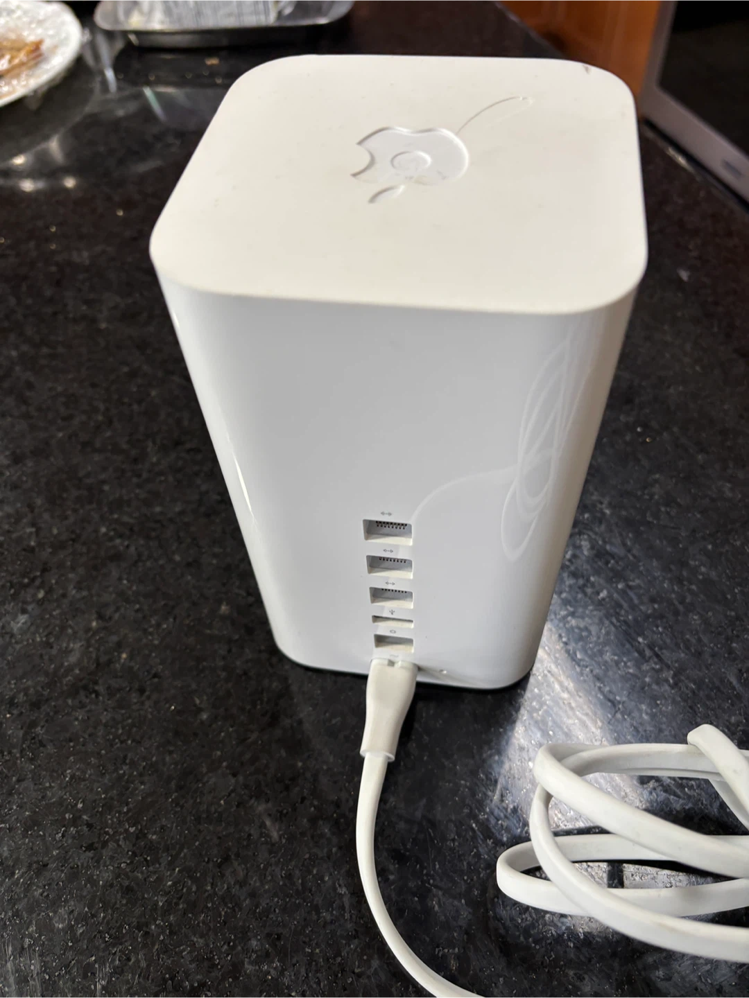 Apple AirPort Extreme Base Station A1521 - photo 2