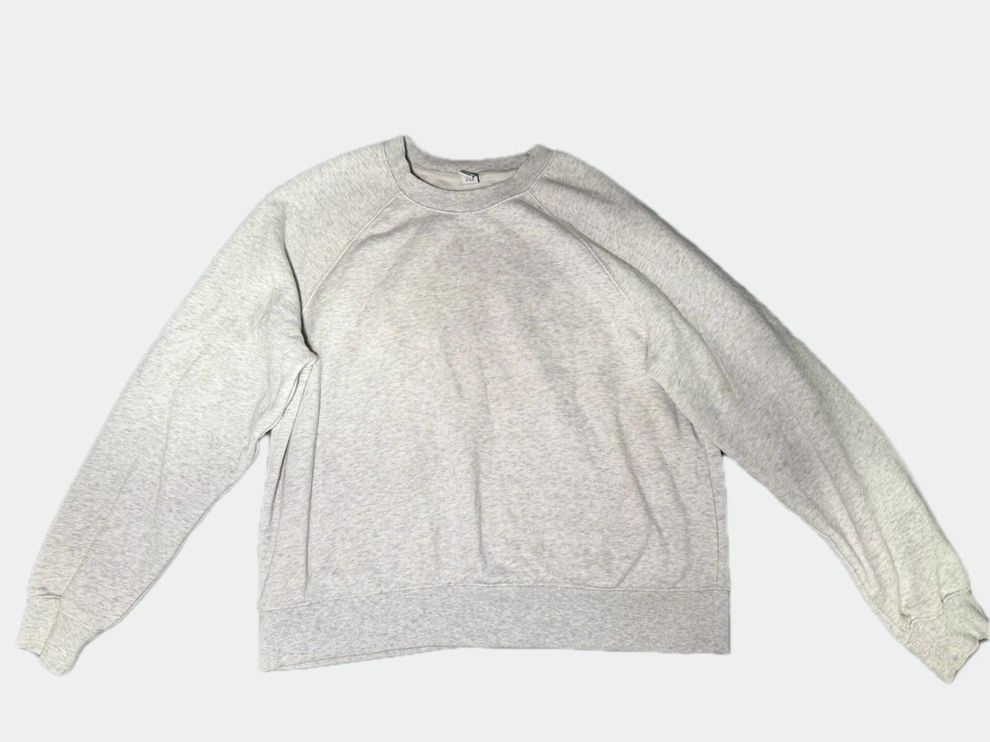 Old Navy Grey Crewneck Sweatshirt Size M