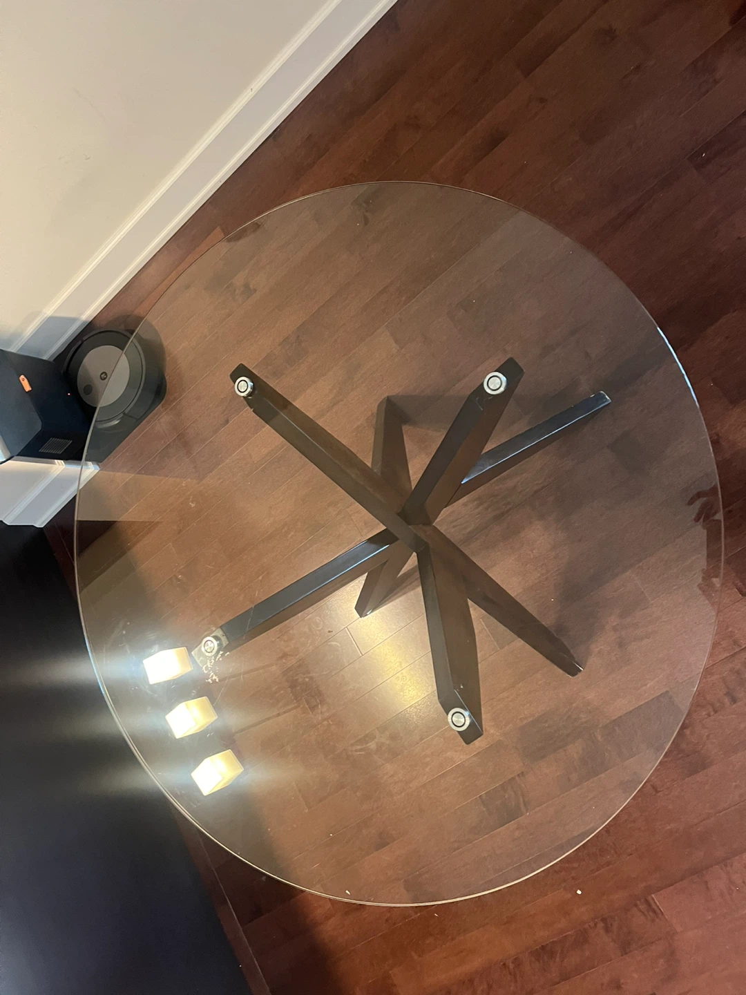 48” Round Glass Dining Table with Dark Wood Pedestal Base - photo 2