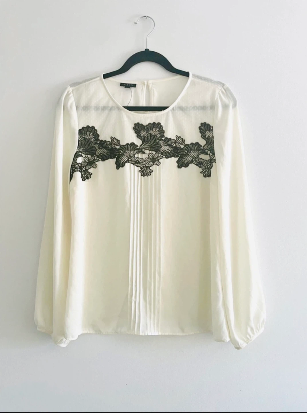 Talbots Lace Detail Long Sleeve Blouse‼️last price ‼️