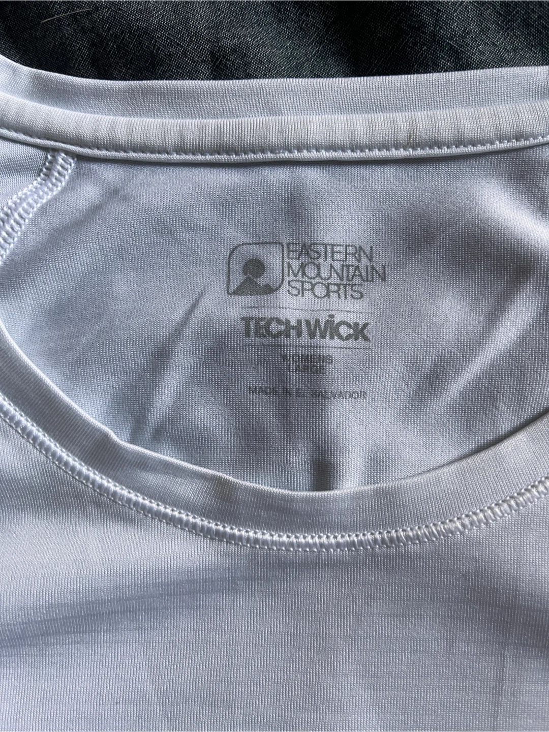 EMS white tech wick shirt, size L - photo 2