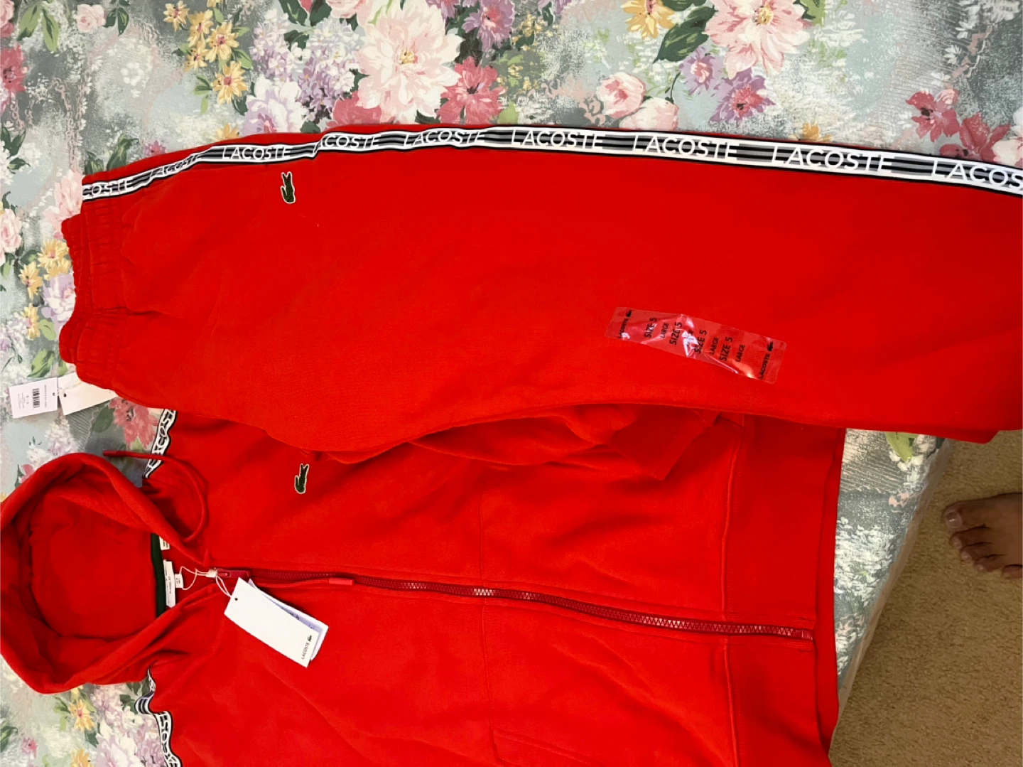 Lacoste Red Tracksuit - Hoodie and Pants - photo 2