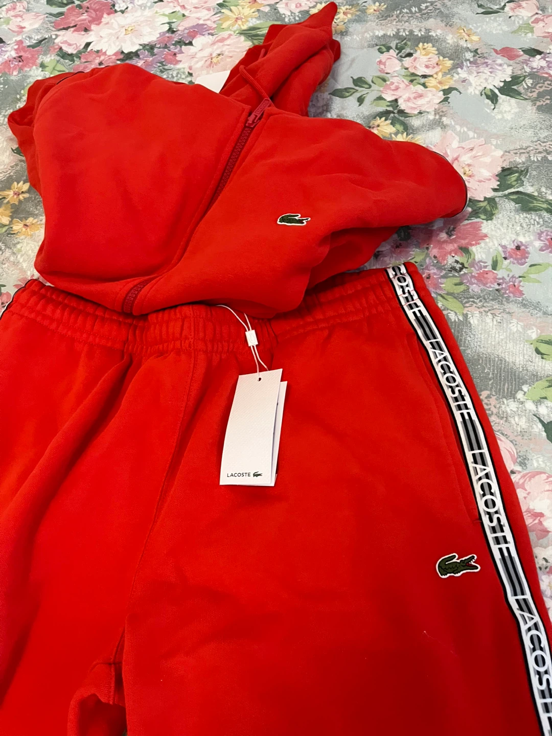 Lacoste Red Tracksuit - Hoodie and Pants - photo 4