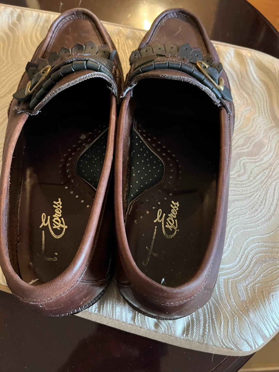 T. Express Brown Leather Loafers with Buckle and Fringe - photo 3