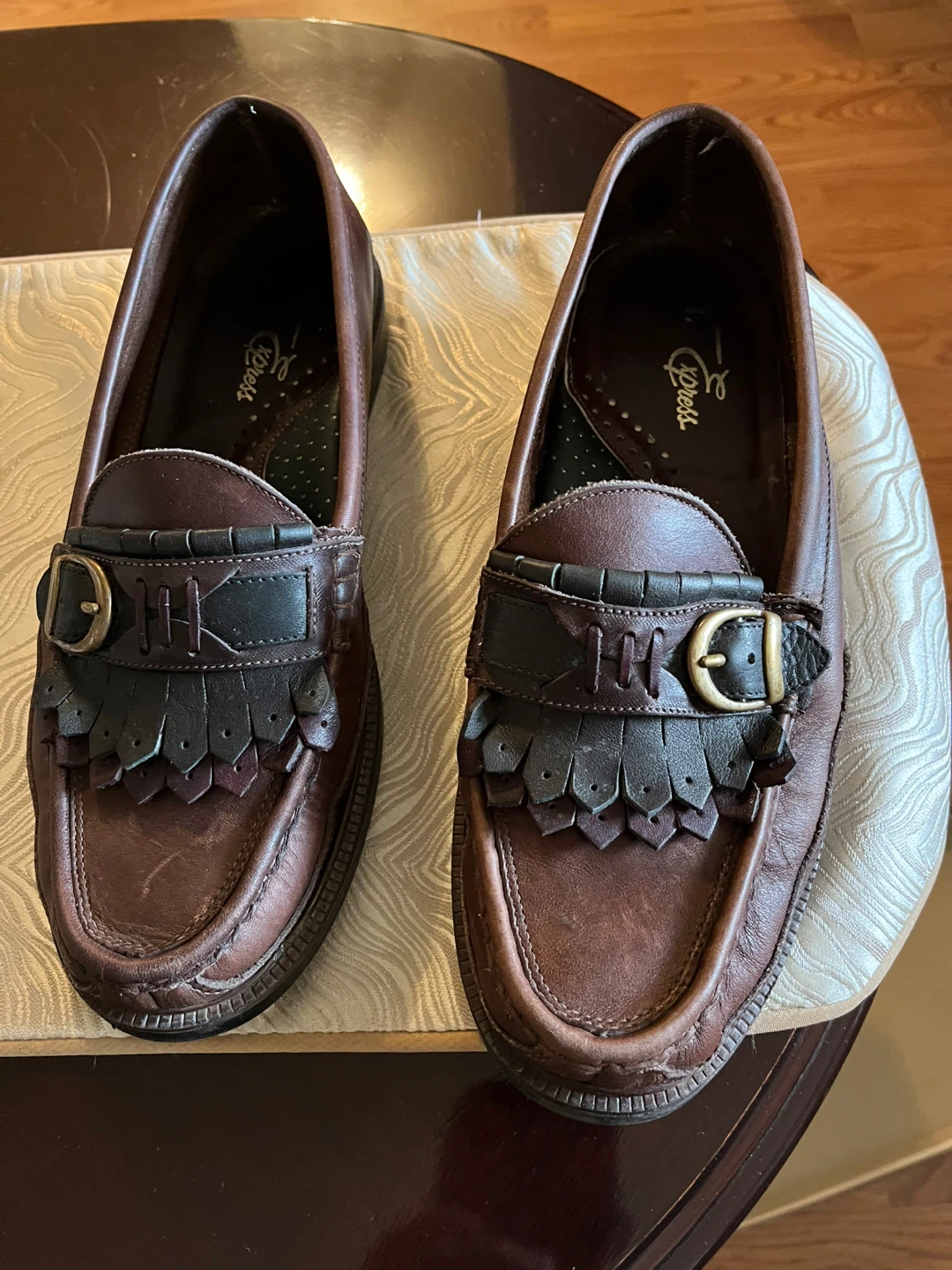 T. Express Brown Leather Loafers with Buckle and Fringe - photo 2