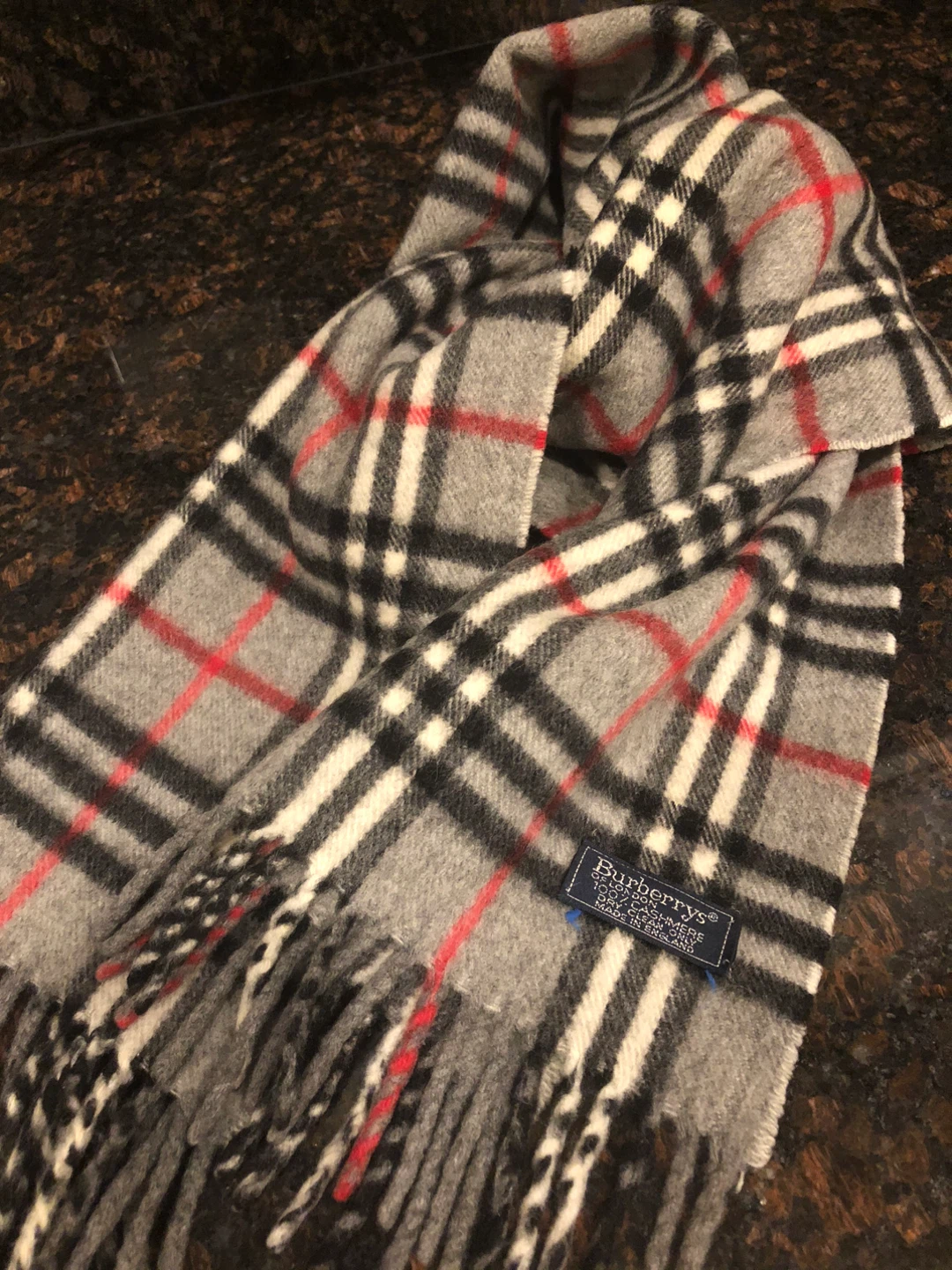 Burberrys Cashmere Vintage scarf