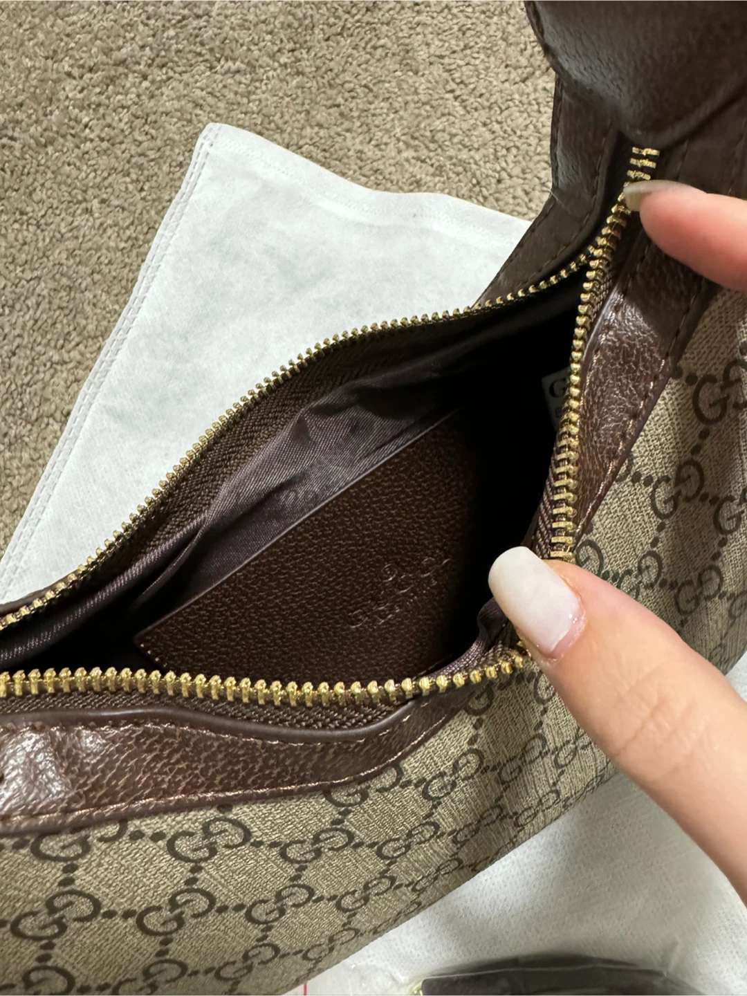 Gucci Monogram Shoulder Bag - photo 4