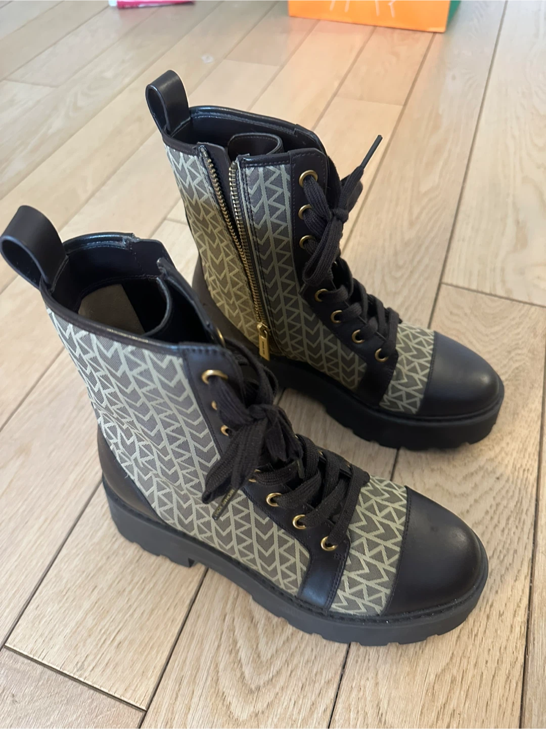 Michael Kors Women's Boots Size 5