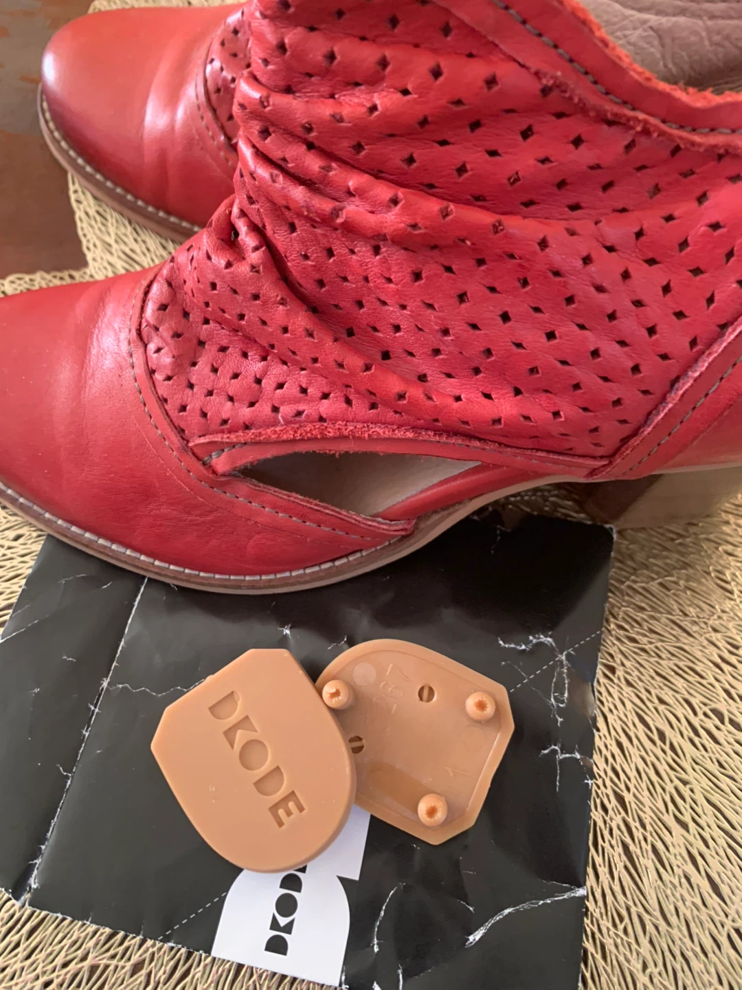 DKODE Red Leather Perforated Ankle Boots - photo 4