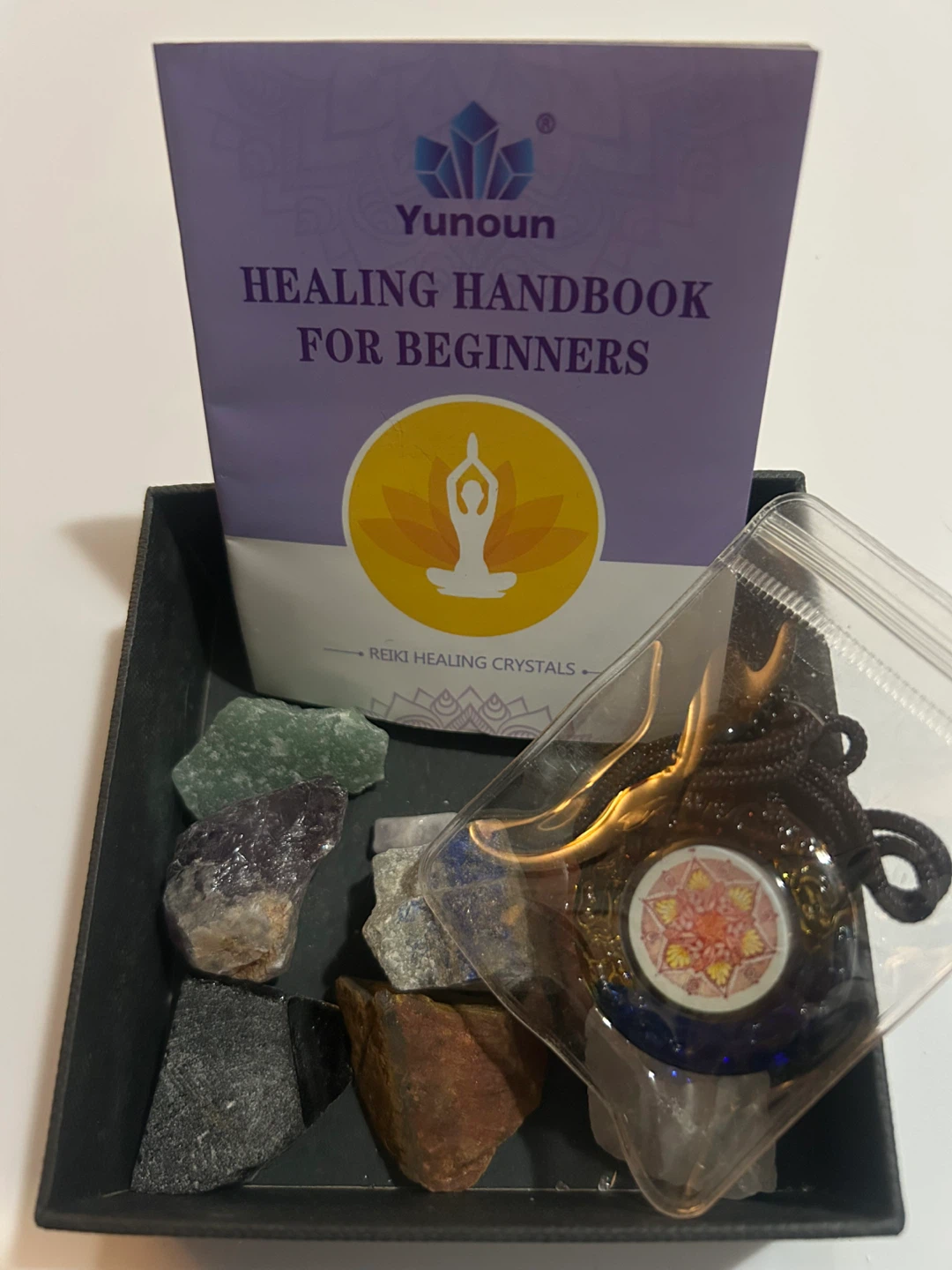 Healing Crystals Set with Necklace and Handbook - Yunoun