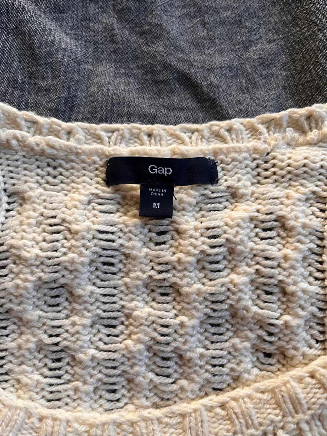 Gap woman sweater, size M - photo 2