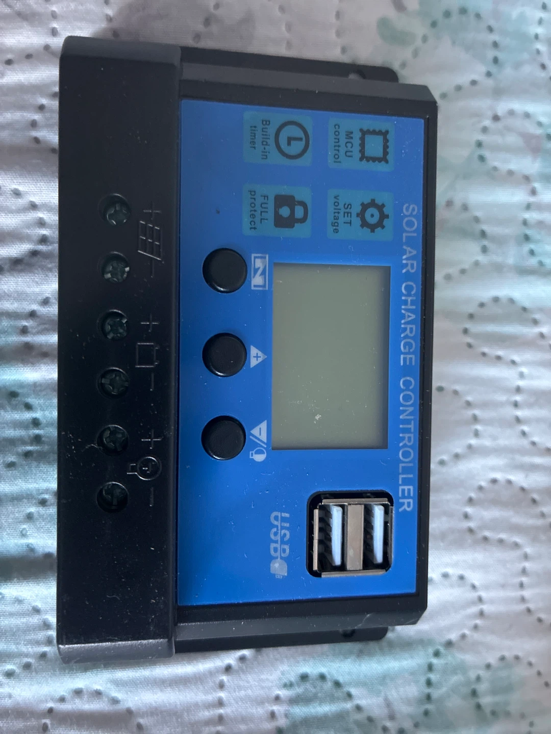 Solar Charge Controller 12V/24V 100A