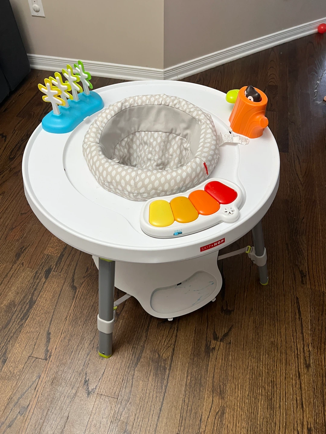 Skip Hop Activity Centre