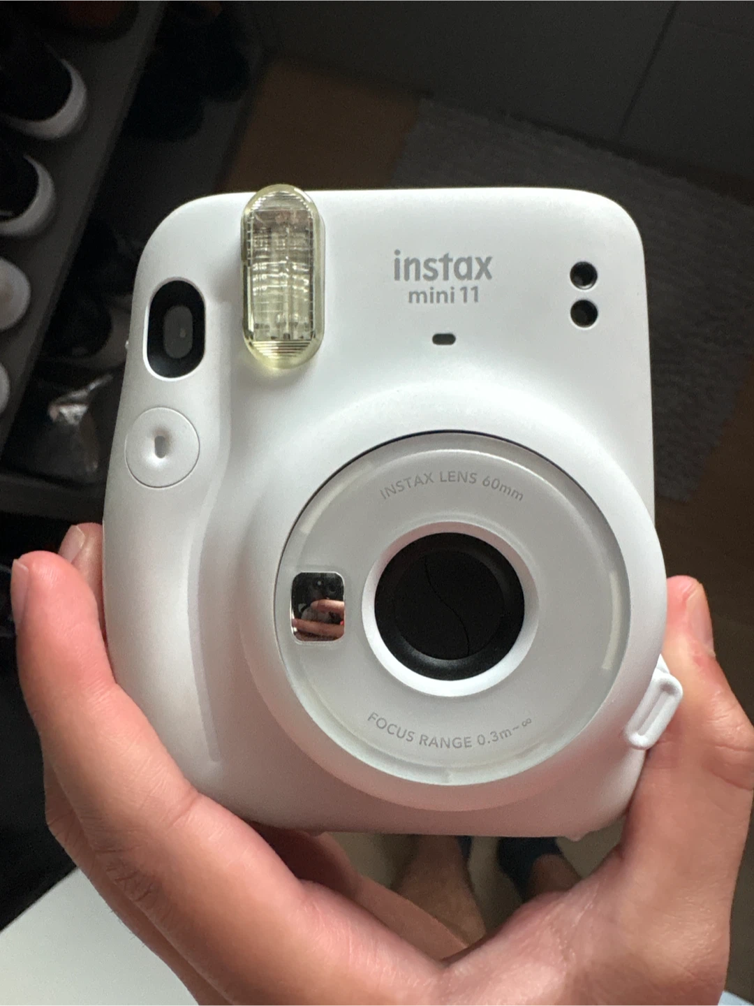 Fujifilm Instax Mini 11 Instant Camera - Ice White - photo 3