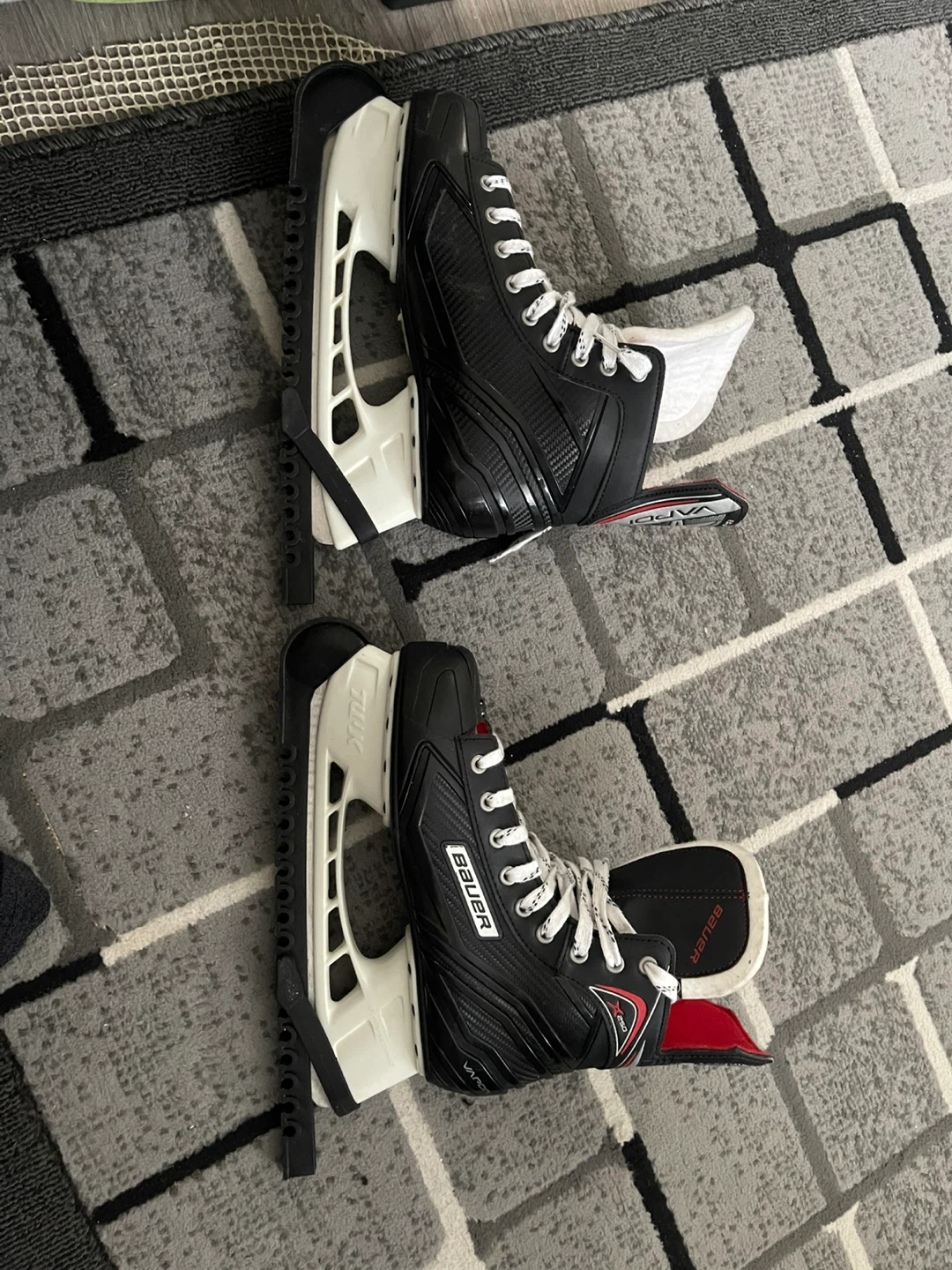 Bauer VAPOR Hockey Skates 10.5 - photo 2