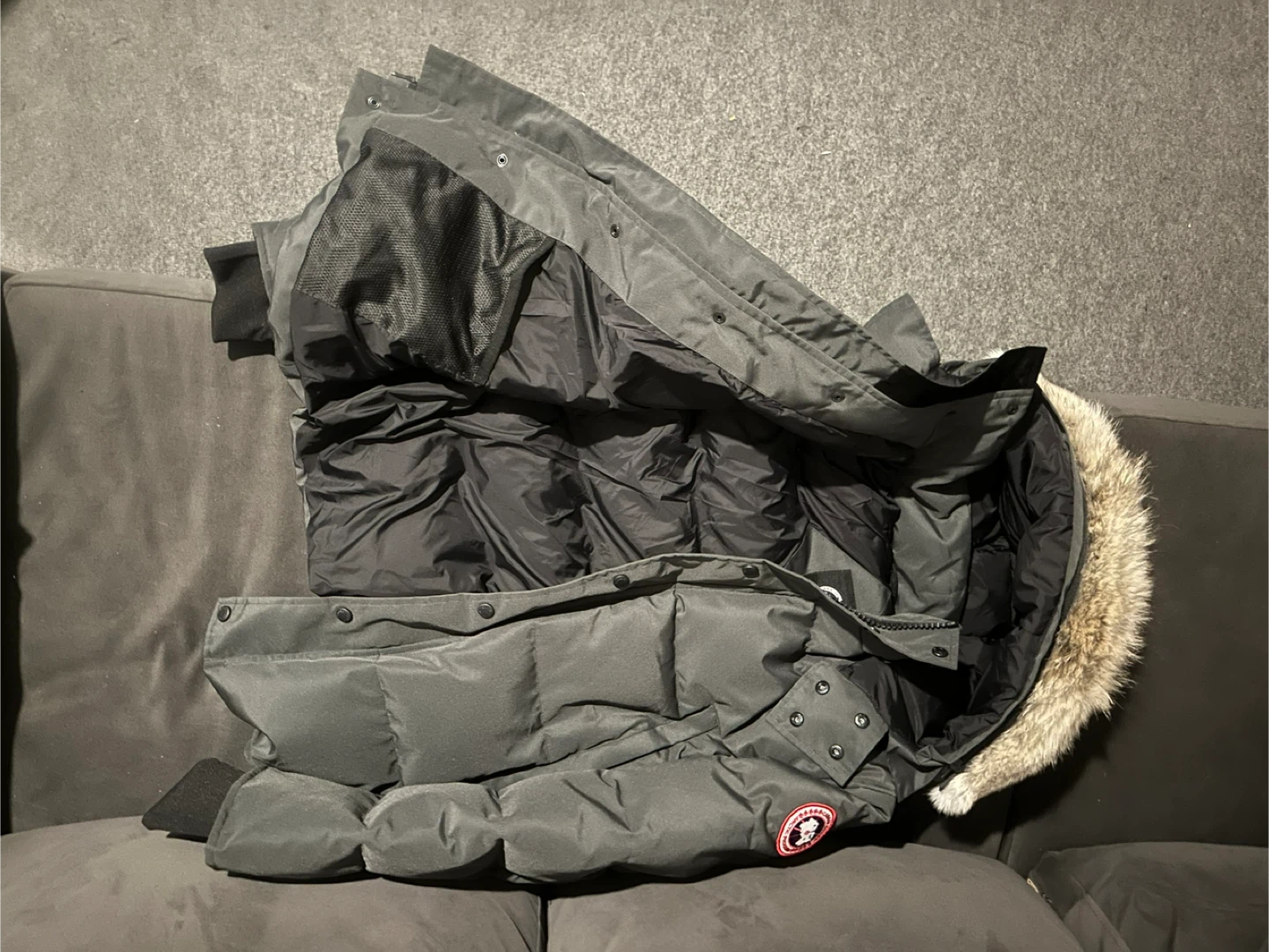 Canada Goose Wyndham parka - photo 2