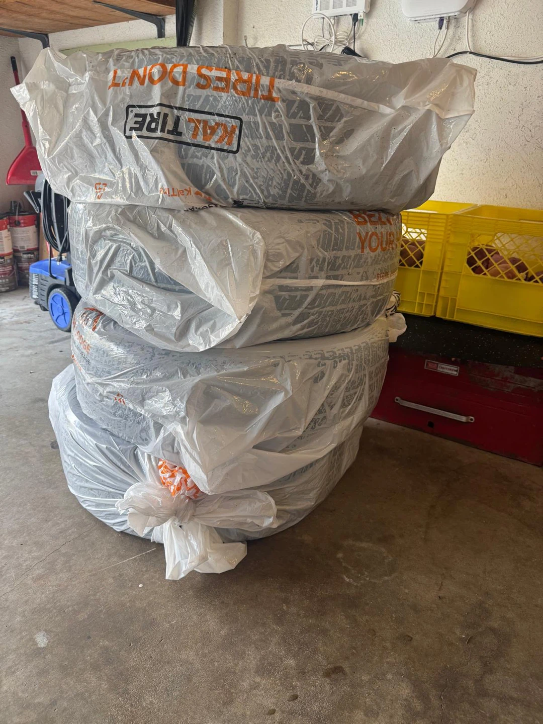 Kal Tire 225/55R19 99V Tires (Set of 4)