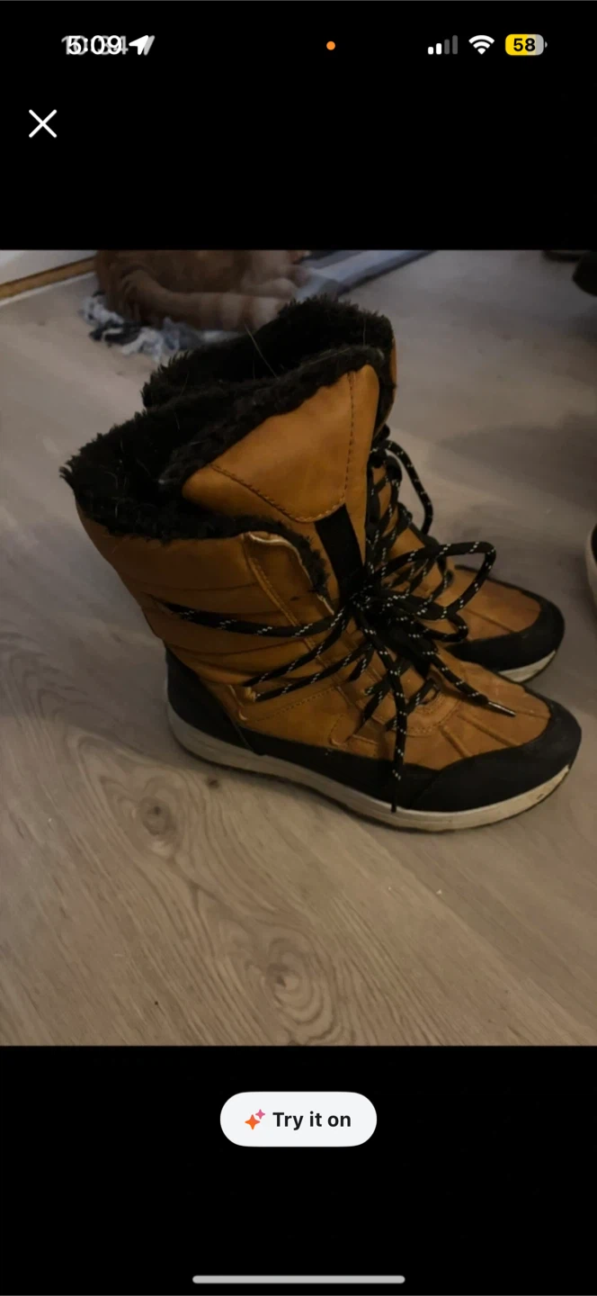 Women's Tan Winter Boots