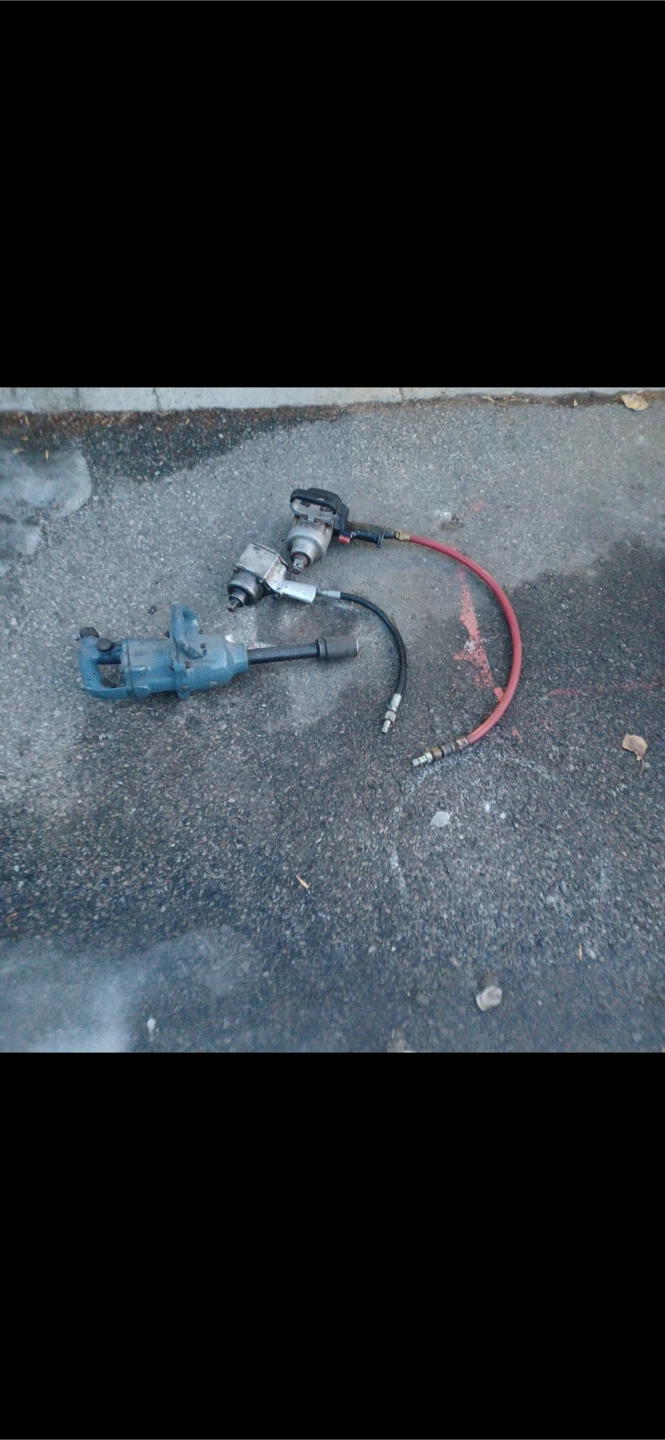 ProAir II 4.0 Gallon Air Compressor cords and jacks - photo 2