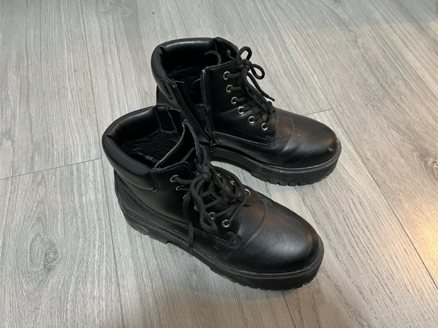 Free shoes - Women size 39 and 8 - photo 2